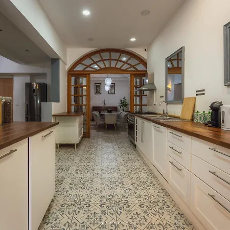 Palazzo Seraphim Boutique Living In St Julians * Saint Julian's