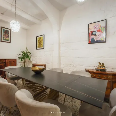Palazzo Seraphim Boutique Living In St Julians Saint Julian's